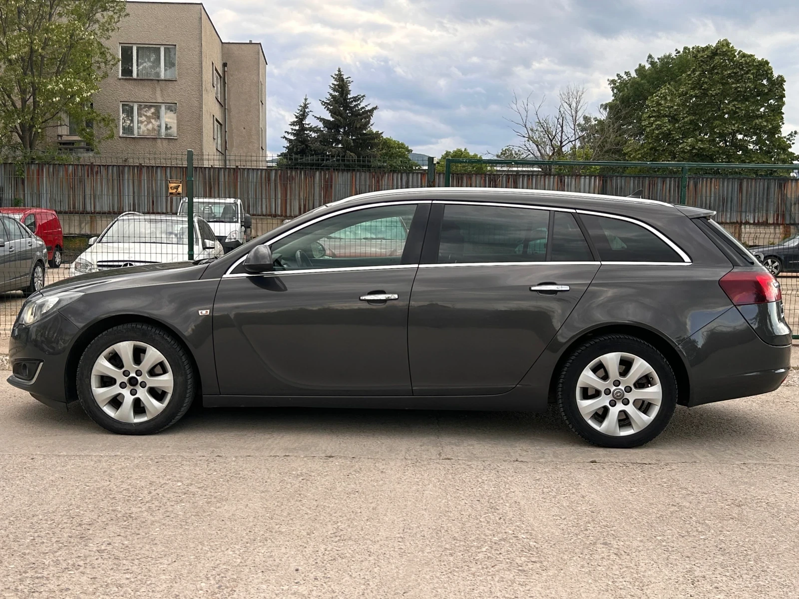 Opel Insignia Full, снимка 2 - Автомобили и джипове - 54544204