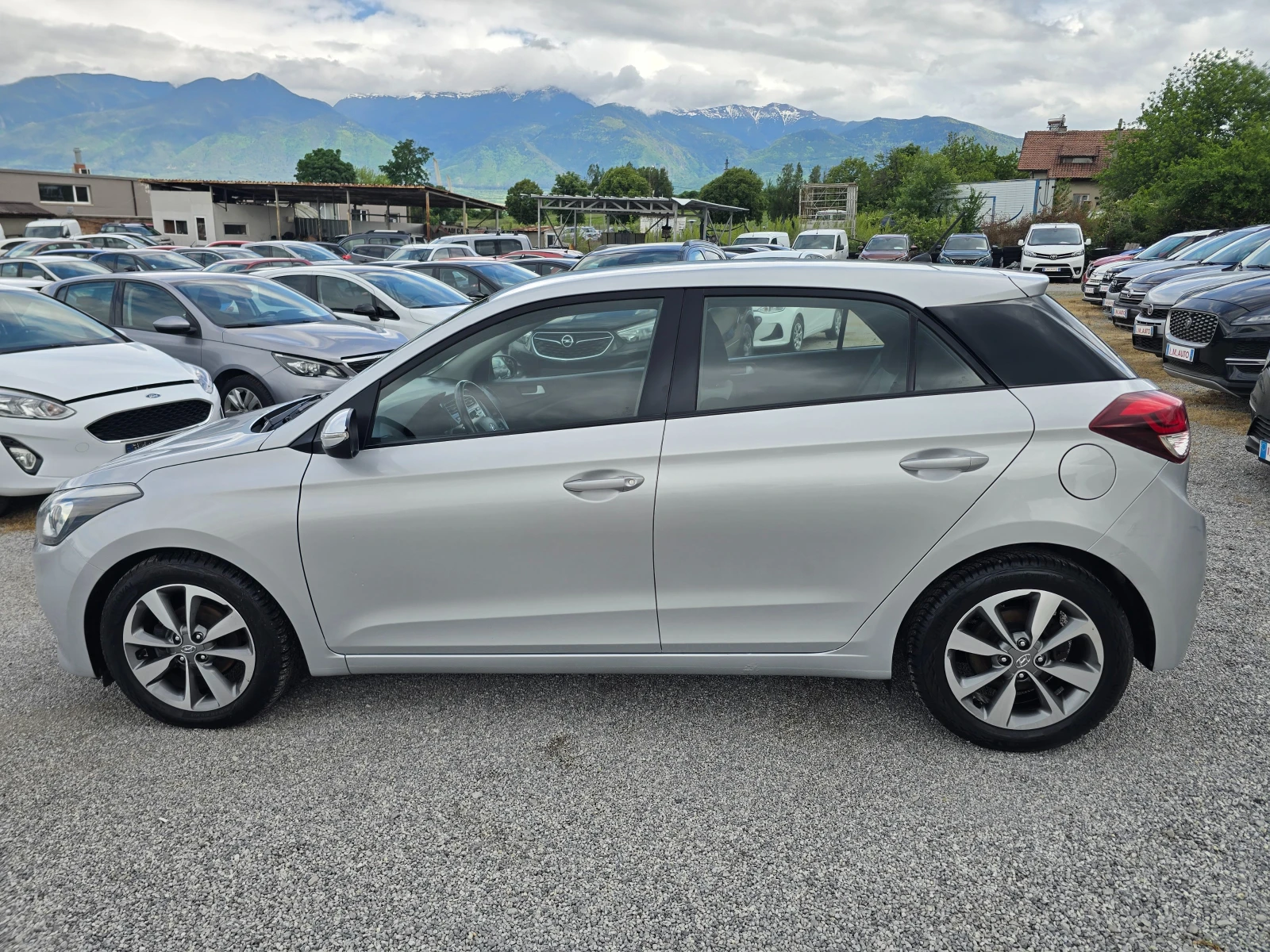 Hyundai I20 1.2i-85k.c-91000km.-EURO-6, снимка 8 - Автомобили и джипове - 54652819