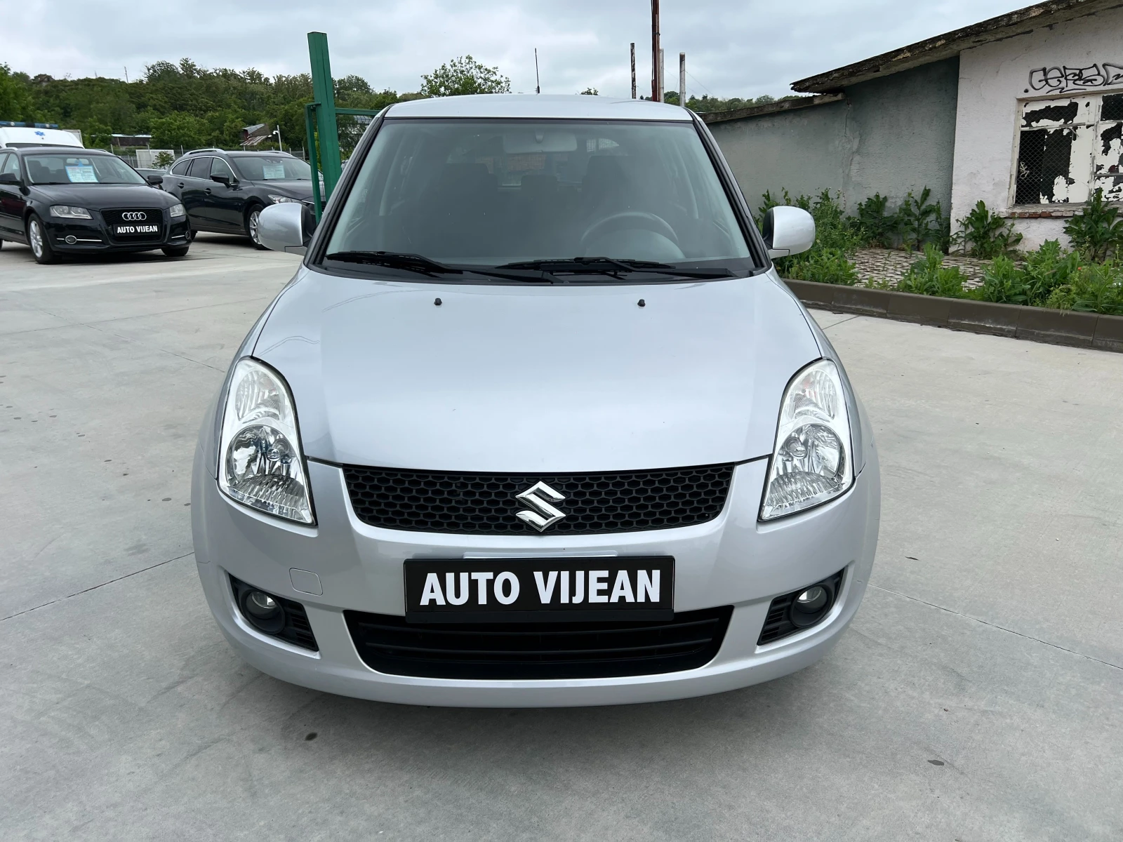 Suzuki Swift 1.3i-92к.с-4х4, снимка 2 - Автомобили и джипове - 54727683