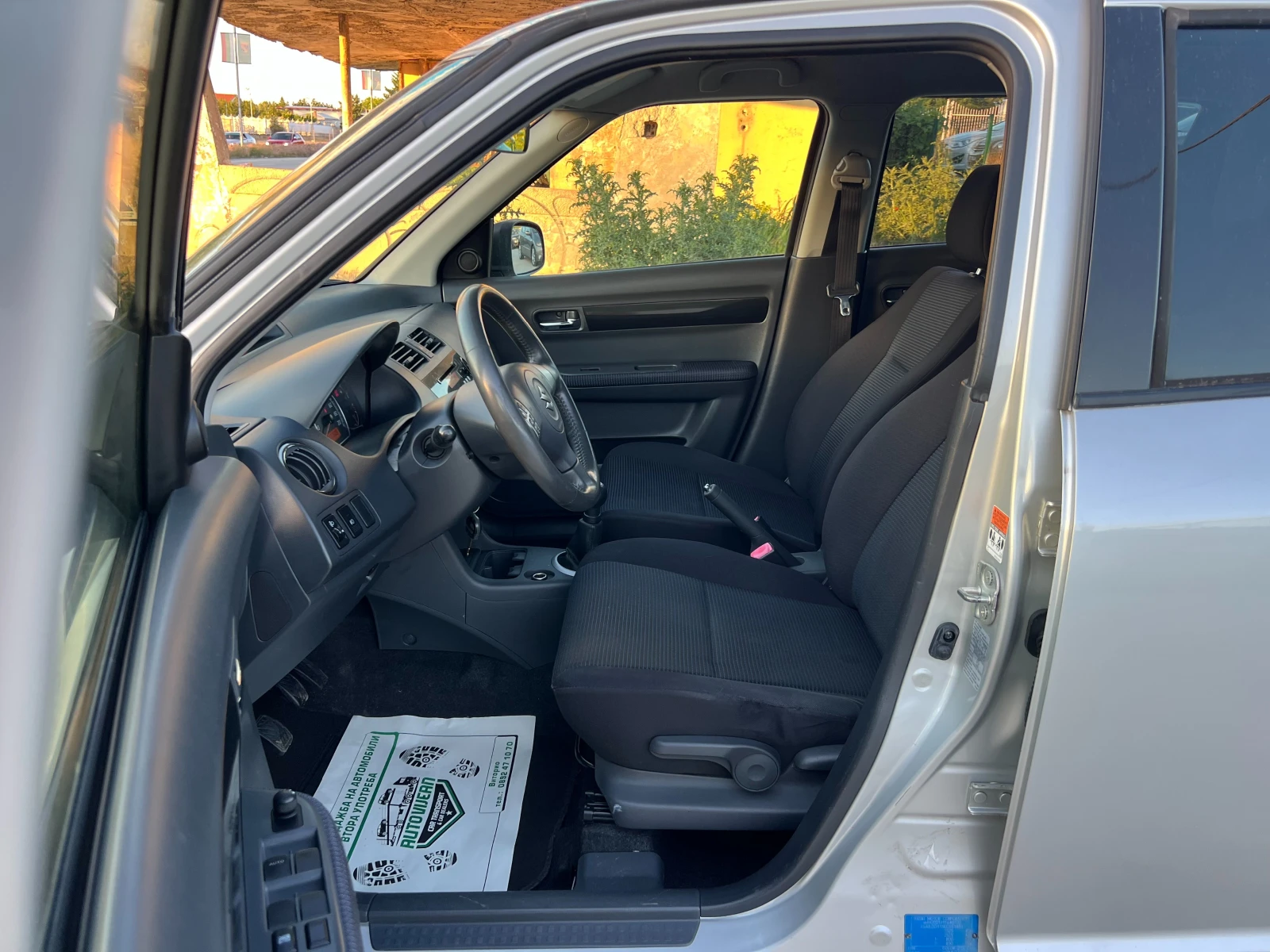 Suzuki Swift 1.3i-92к.с-4х4, снимка 9 - Автомобили и джипове - 54727683
