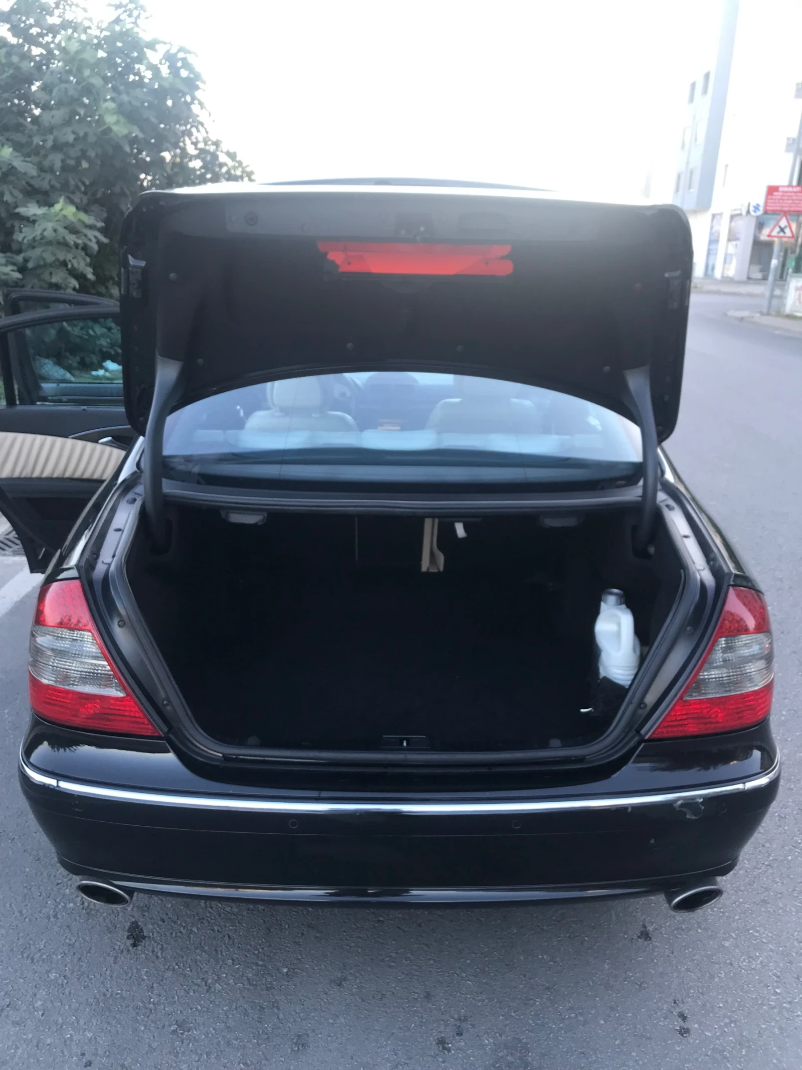 Mercedes-Benz E 280, снимка 6 - Автомобили и джипове - 55631431