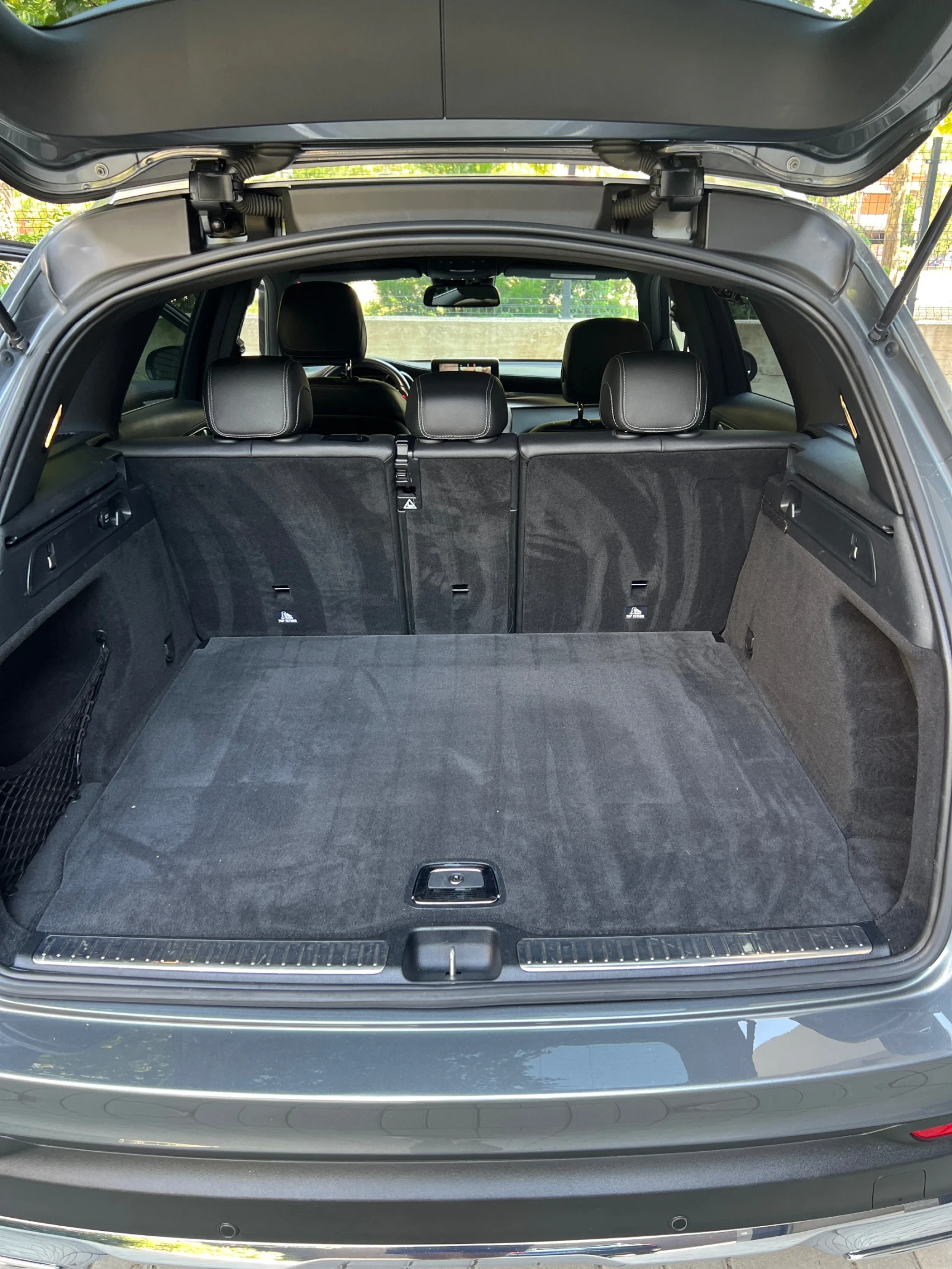 Mercedes-Benz GLC 250 d 4MATIC, снимка 14 - Автомобили и джипове - 55647516