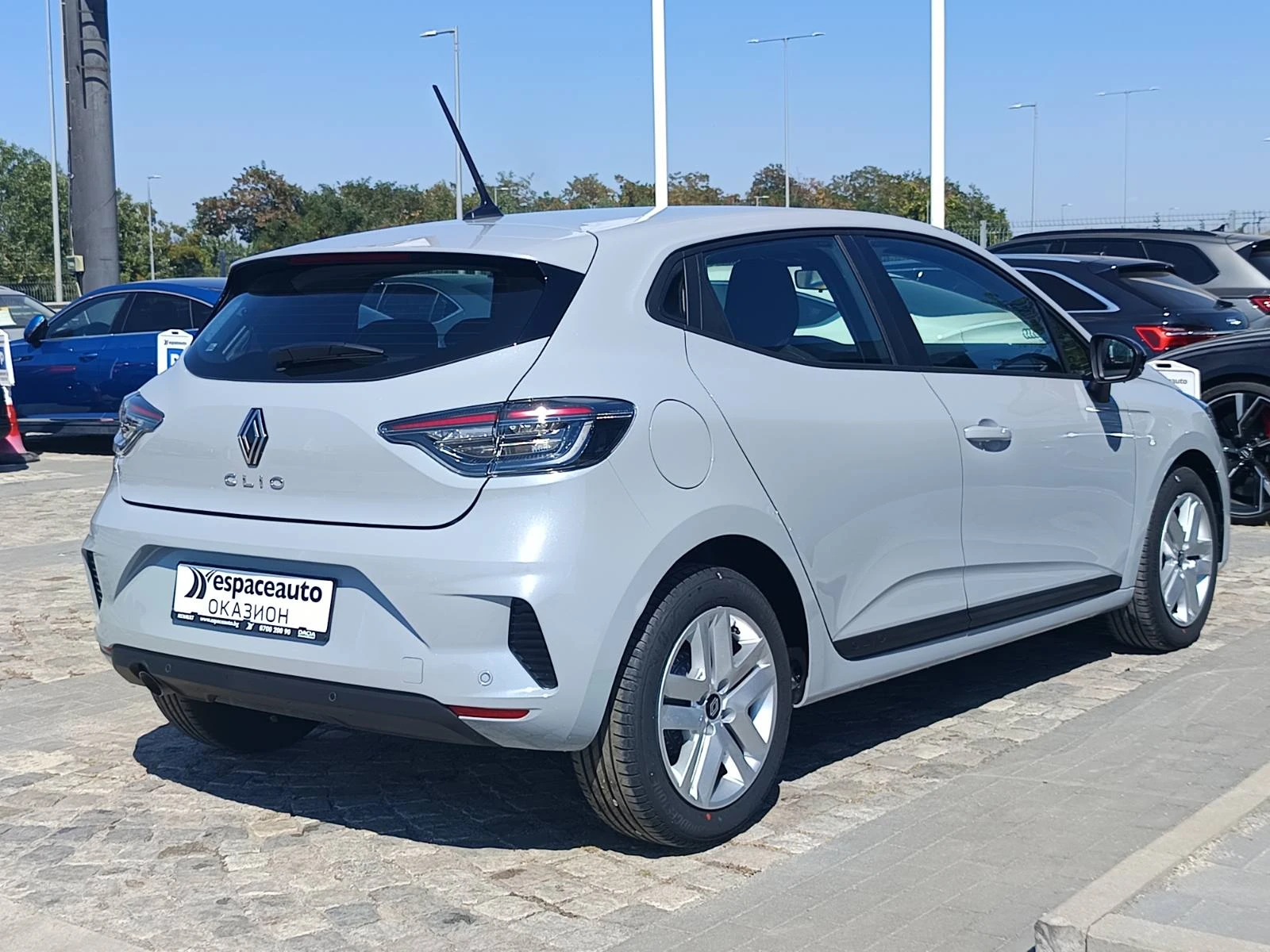 Renault Clio 1.0Tce/ 90к.с., снимка 4 - Автомобили и джипове - 55740761