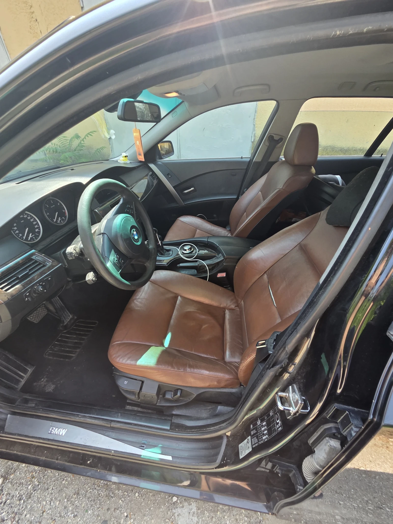 BMW 525 525, снимка 12 - Автомобили и джипове - 55777961