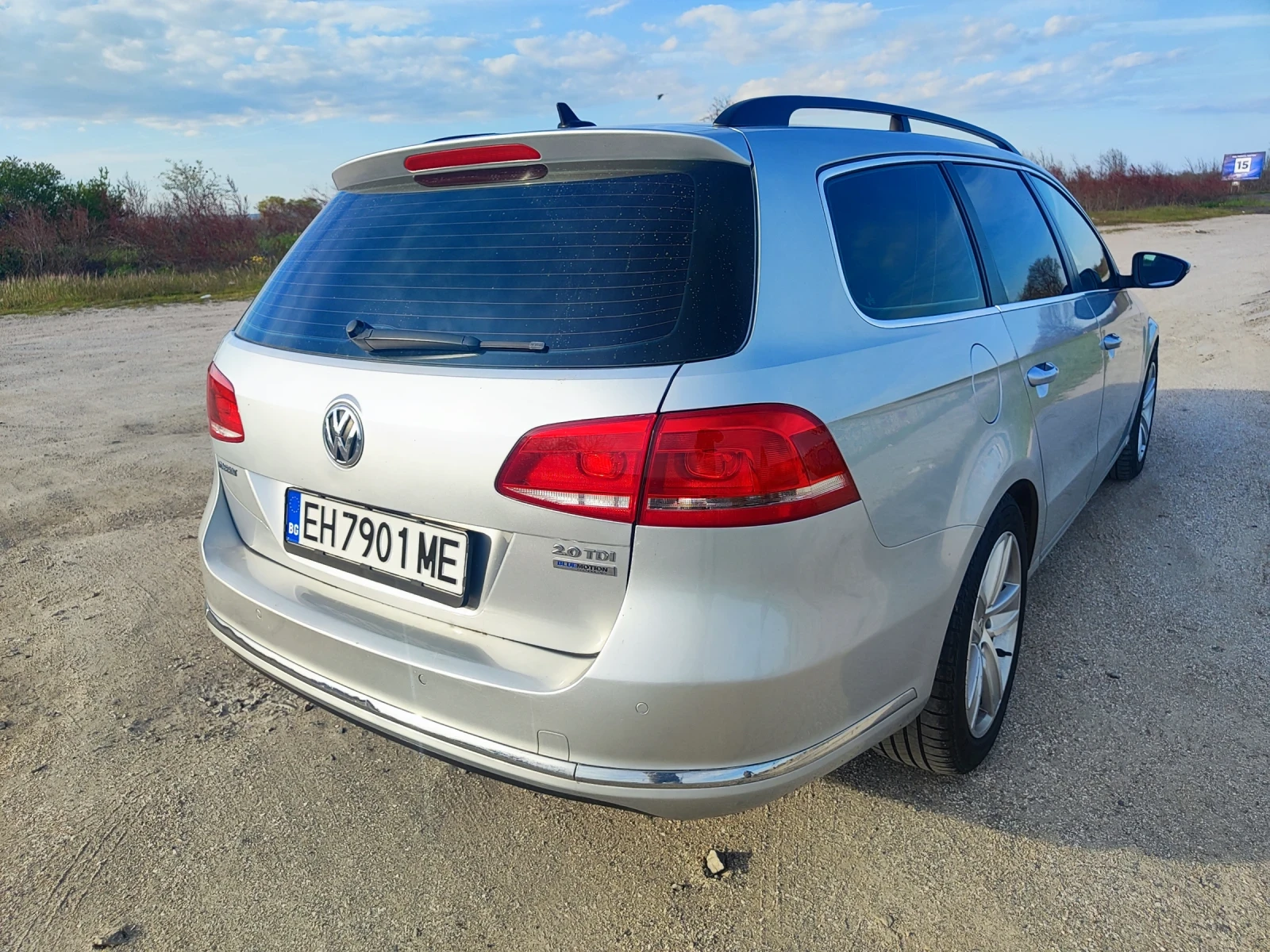 VW Passat, снимка 5 - Автомобили и джипове - 55996398