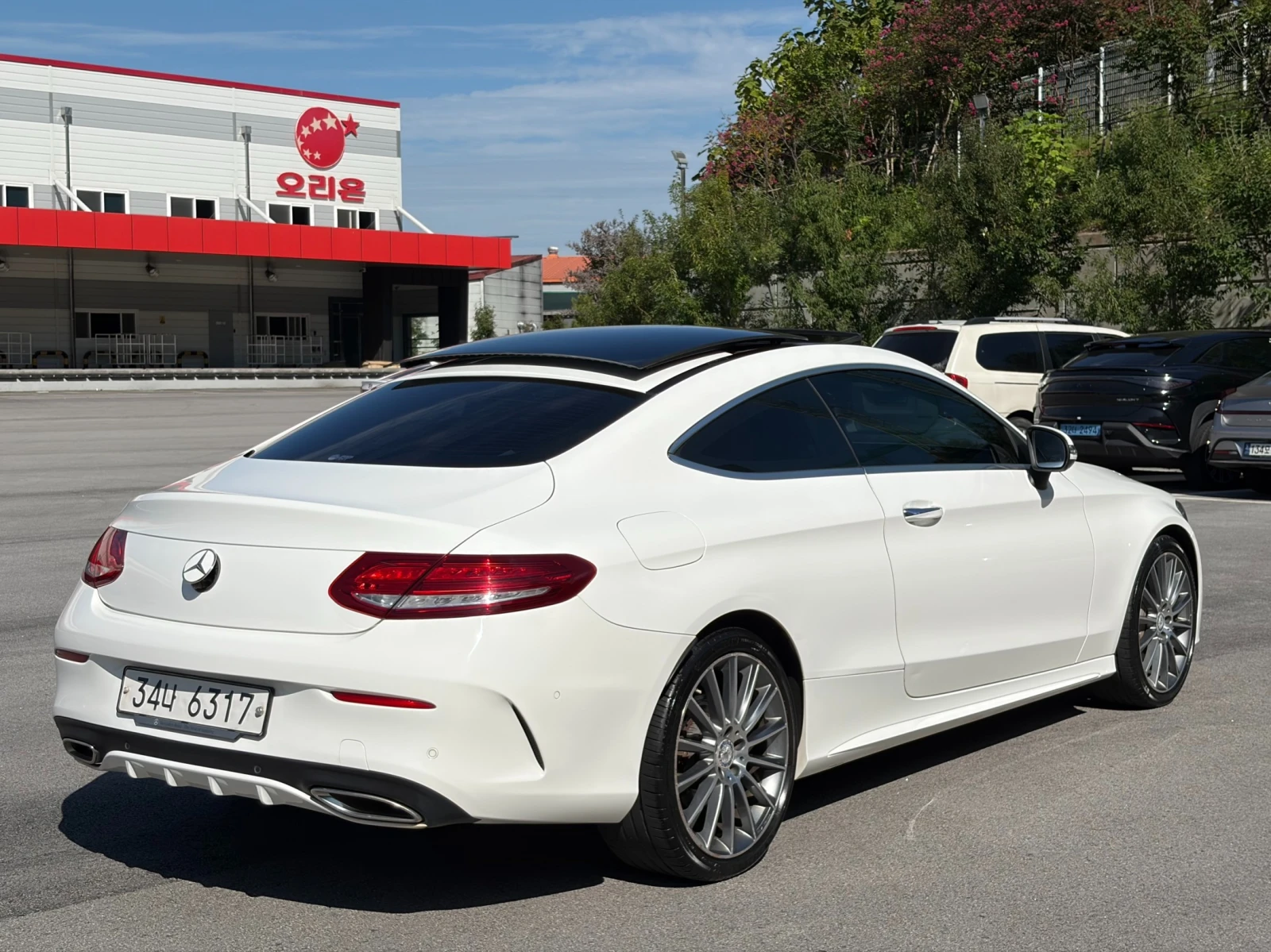 Mercedes-Benz C 200  COUPE AMG LINE * КРАЙНА ЦЕНА* FULL MAX , снимка 2 - Автомобили и джипове - 56242805