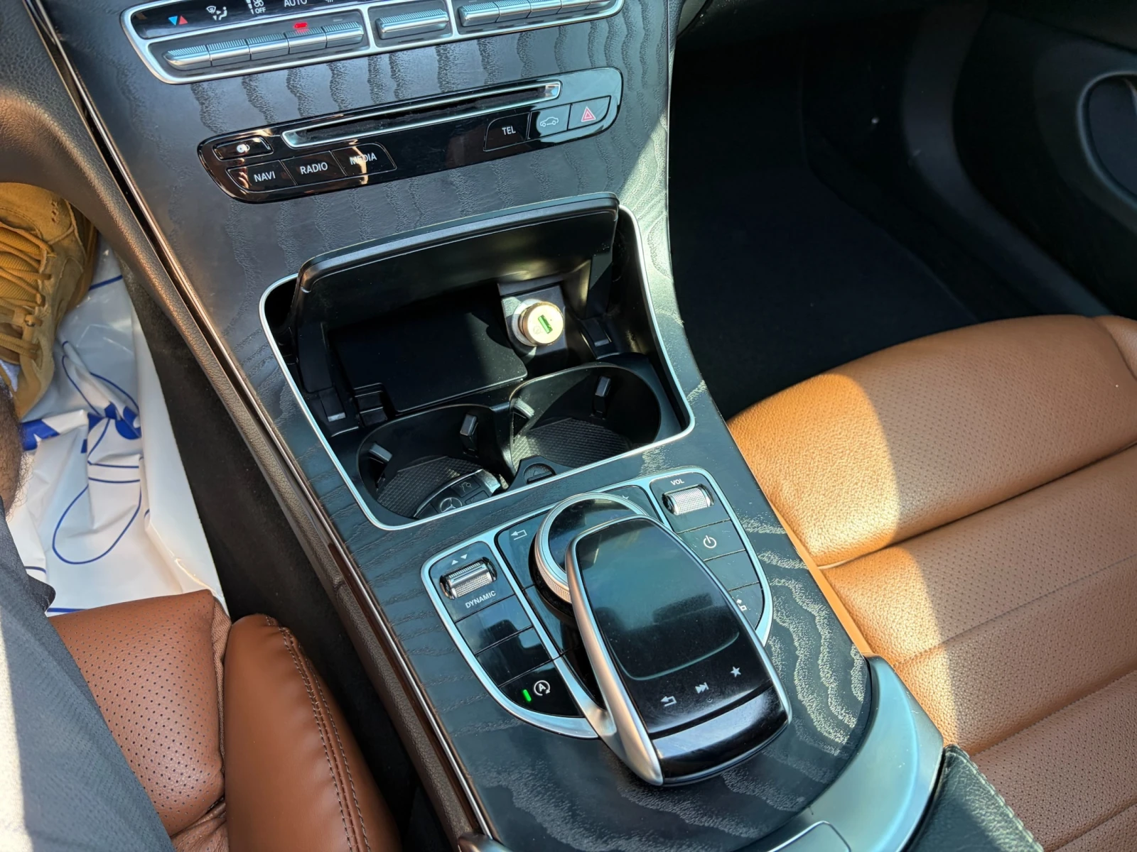 Mercedes-Benz C 200  COUPE AMG LINE * КРАЙНА ЦЕНА* FULL MAX , снимка 14 - Автомобили и джипове - 56242805