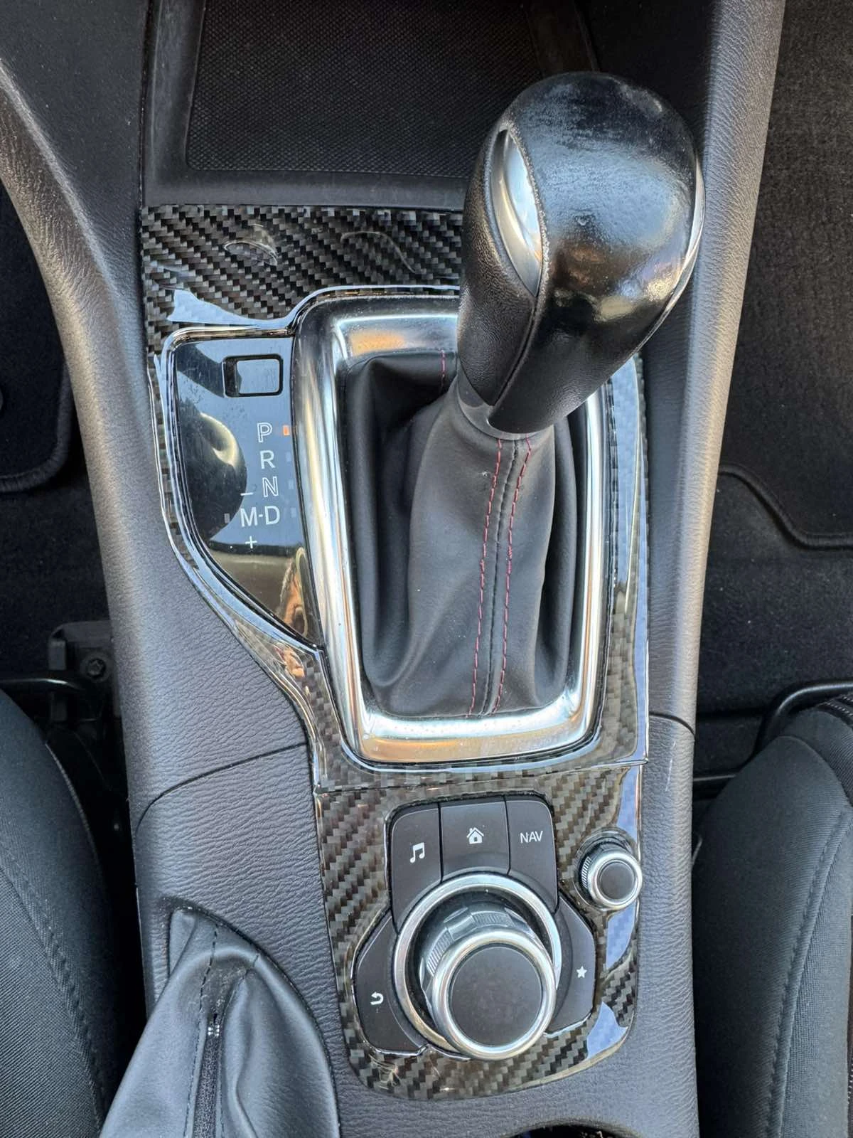 Mazda 3 2.2, снимка 13 - Автомобили и джипове - 56415283