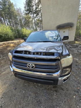 Toyota Tundra 5.7 4х4 SR5, снимка 3