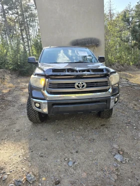 Toyota Tundra 5.7 4х4 SR5, снимка 5