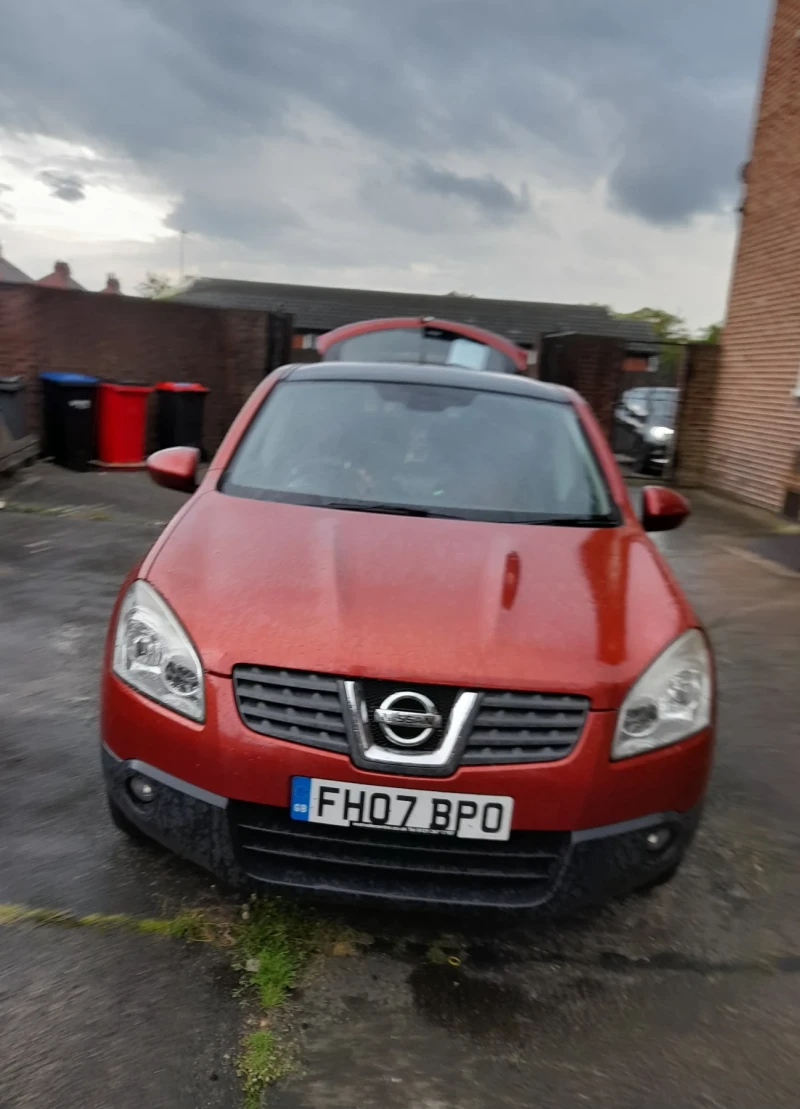 Nissan Qashqai, снимка 14 - Автомобили и джипове - 48548993