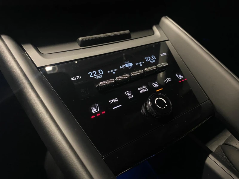 Porsche Macan 4S/ELECTRIC/NEW MODEL/BOSE/PANO/MATRIX/360/LIFT/  , снимка 15 - Автомобили и джипове - 50810063