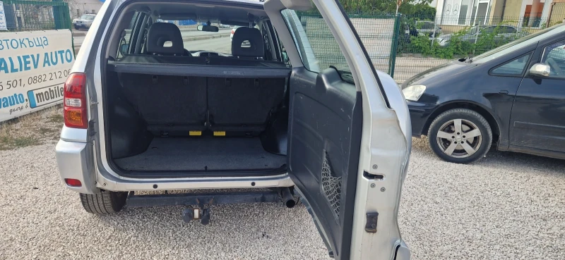 Toyota Rav4 2.0 D4D-4х4 ИТАЛИЯ, снимка 16 - Автомобили и джипове - 51830191