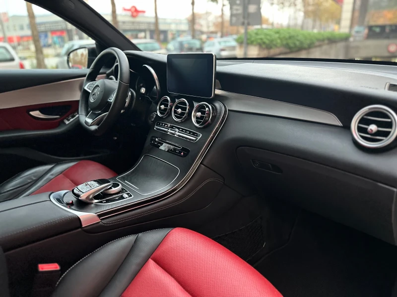 Mercedes-Benz GLC 250d AMG COUPE 4MATIC ШИБЕДАХ PREMIUM, снимка 9 - Автомобили и джипове - 52565540