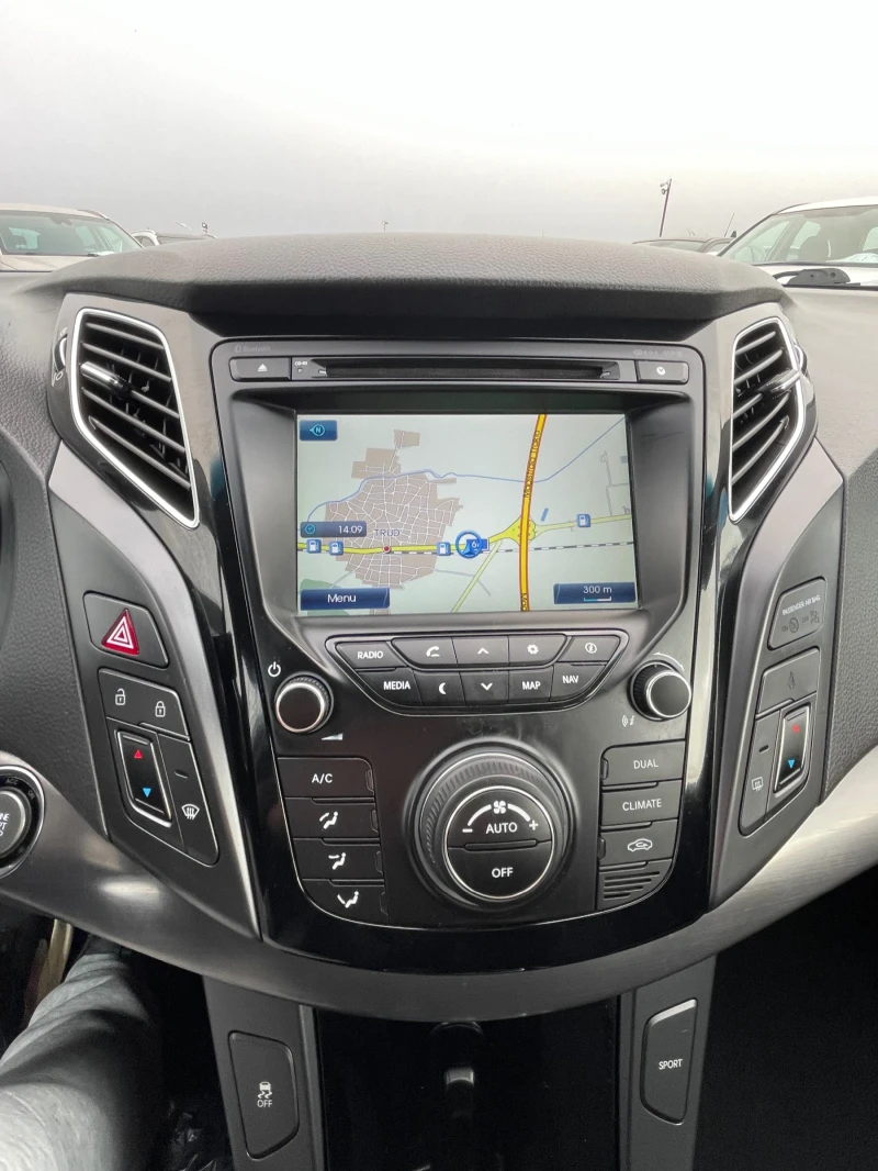 Hyundai I40 1.7 crdi навигация автоматик , снимка 15 - Автомобили и джипове - 52851698