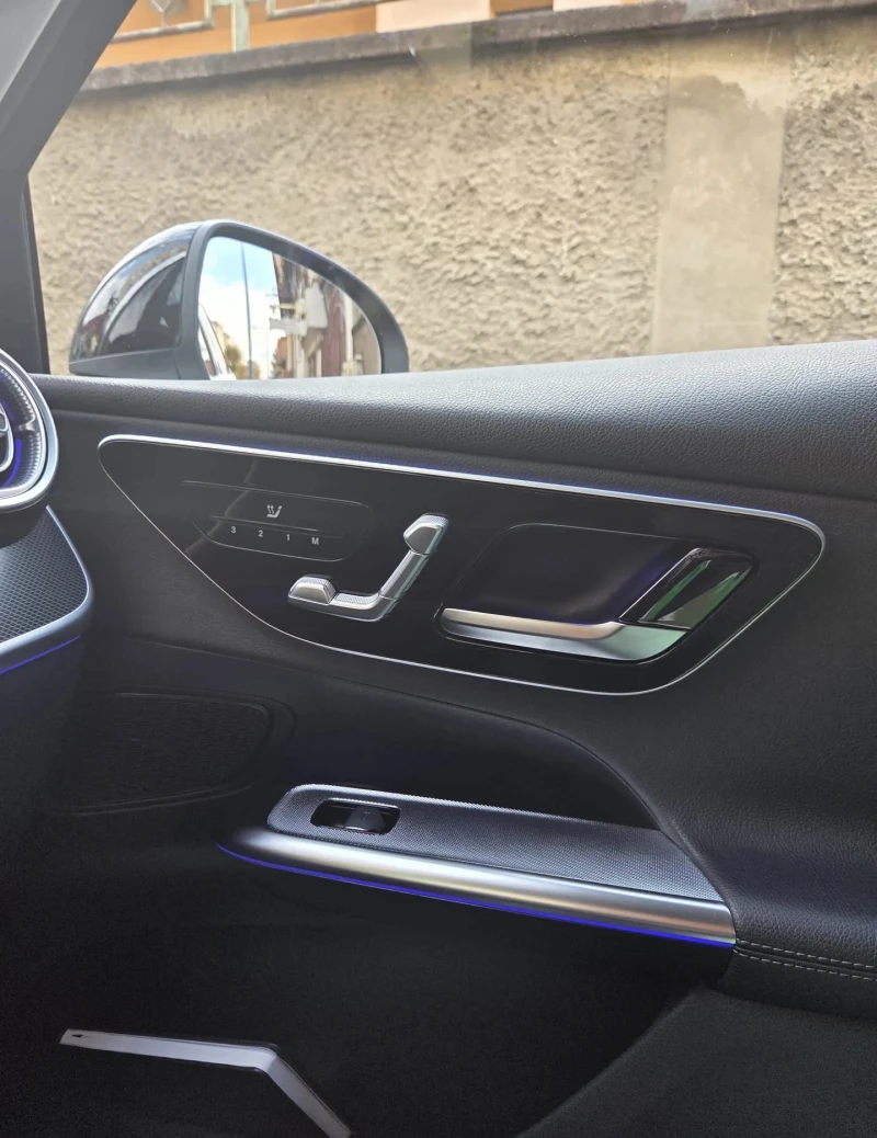 Mercedes-Benz GLC 220 d 4MATIC Off-Roader, снимка 6 - Автомобили и джипове - 52721797