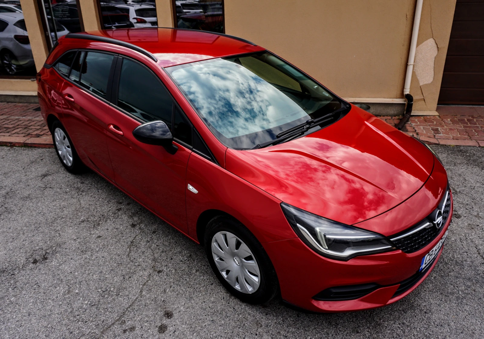 Opel Astra 1.5 CDTI SPORTS TOURER - изображение 2