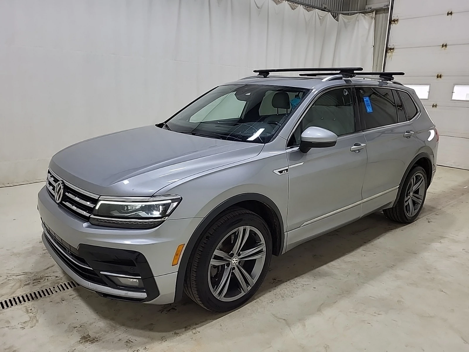 VW Tiguan HIGHLINE 2.0L   CARFAX * * АВТО КРЕДИТ * *  - изображение 2