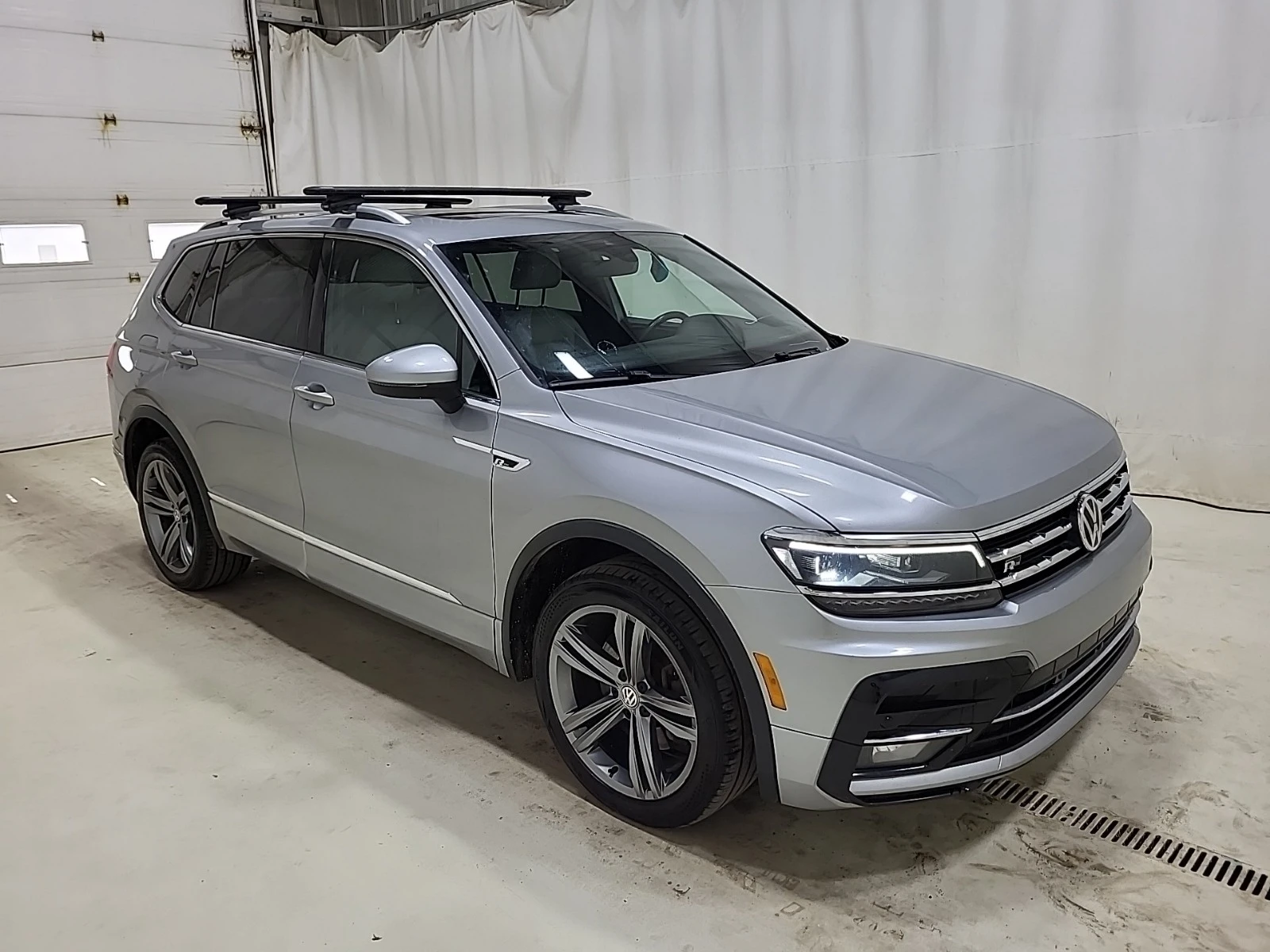 VW Tiguan HIGHLINE 2.0L   CARFAX * * АВТО КРЕДИТ * *  - изображение 3