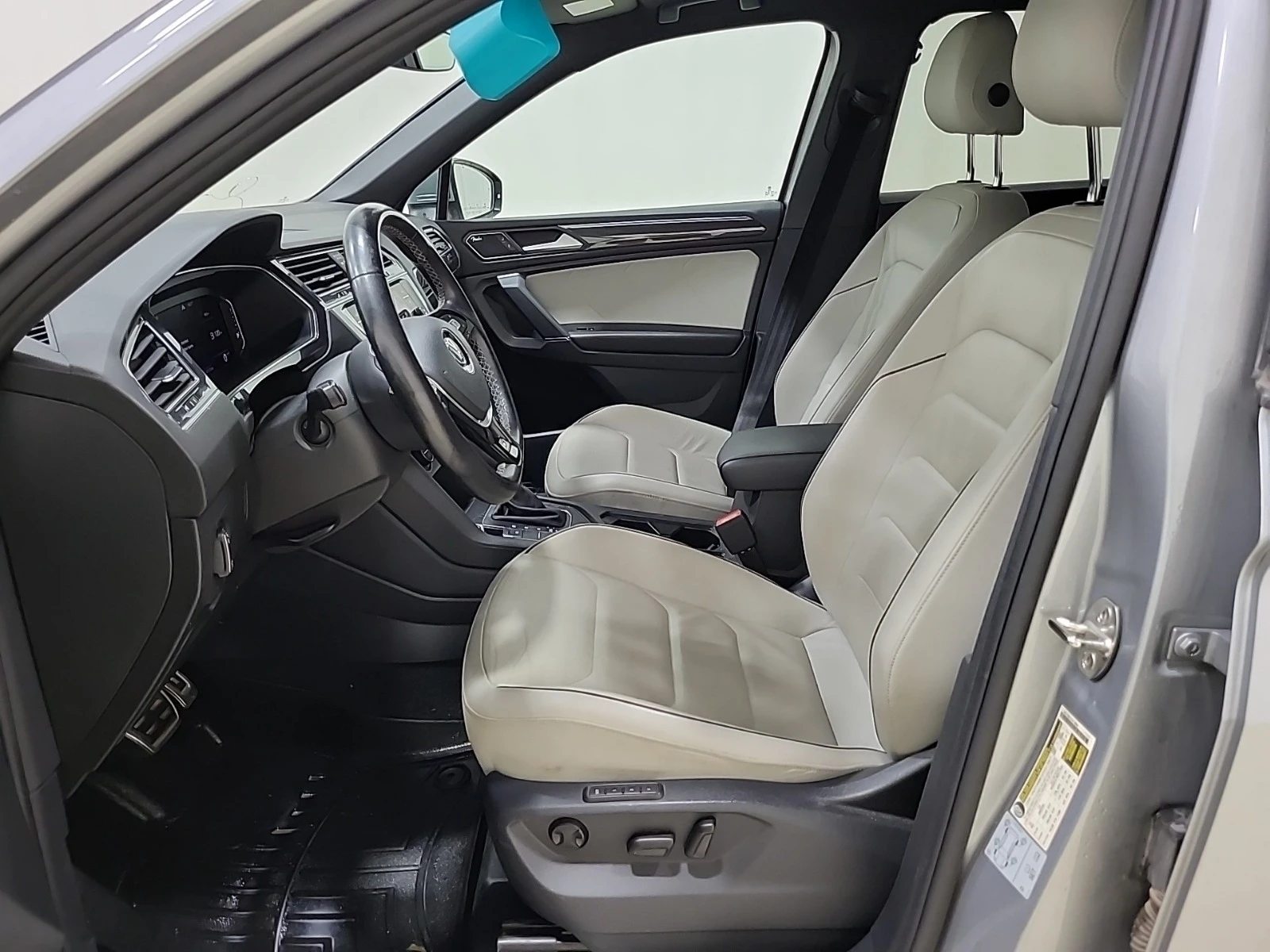 VW Tiguan HIGHLINE 2.0L   CARFAX * * АВТО КРЕДИТ * *  - изображение 7