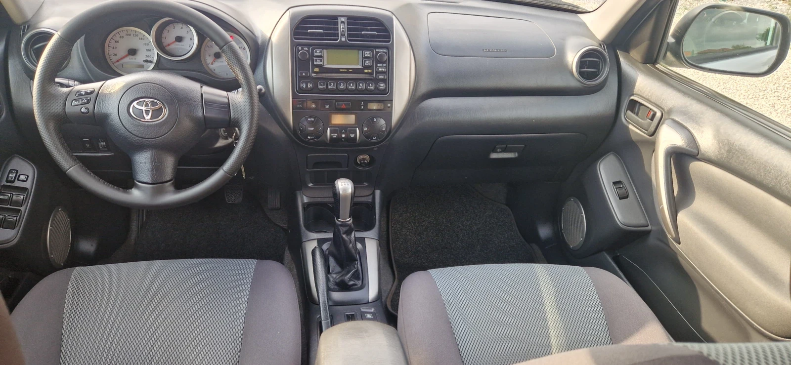 Toyota Rav4 2.0 D4D-4х4 ИТАЛИЯ - изображение 7
