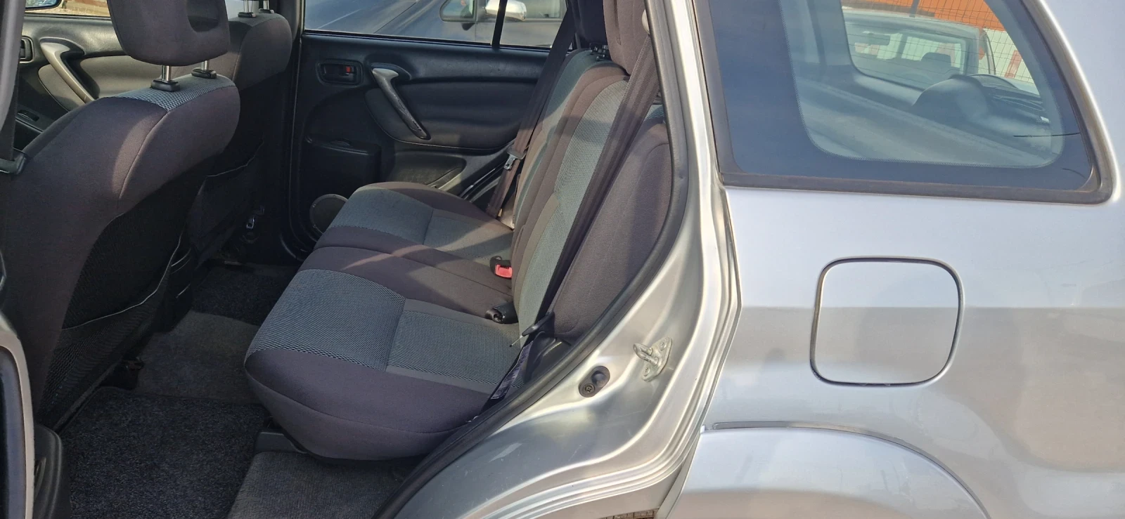 Toyota Rav4 2.0 D4D-44  | Mobile.bg   14