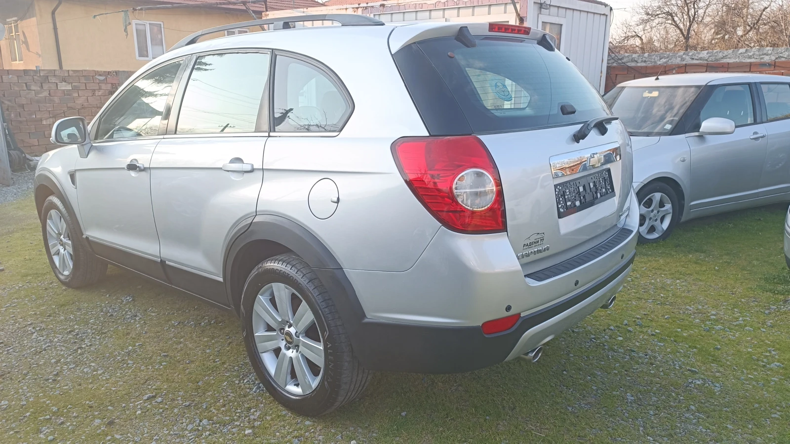 Chevrolet Captiva 2.0 D!!! 4Х4 !!7 МЕСТА!!КОЖА!!, снимка 5 - Автомобили и джипове - 53866426