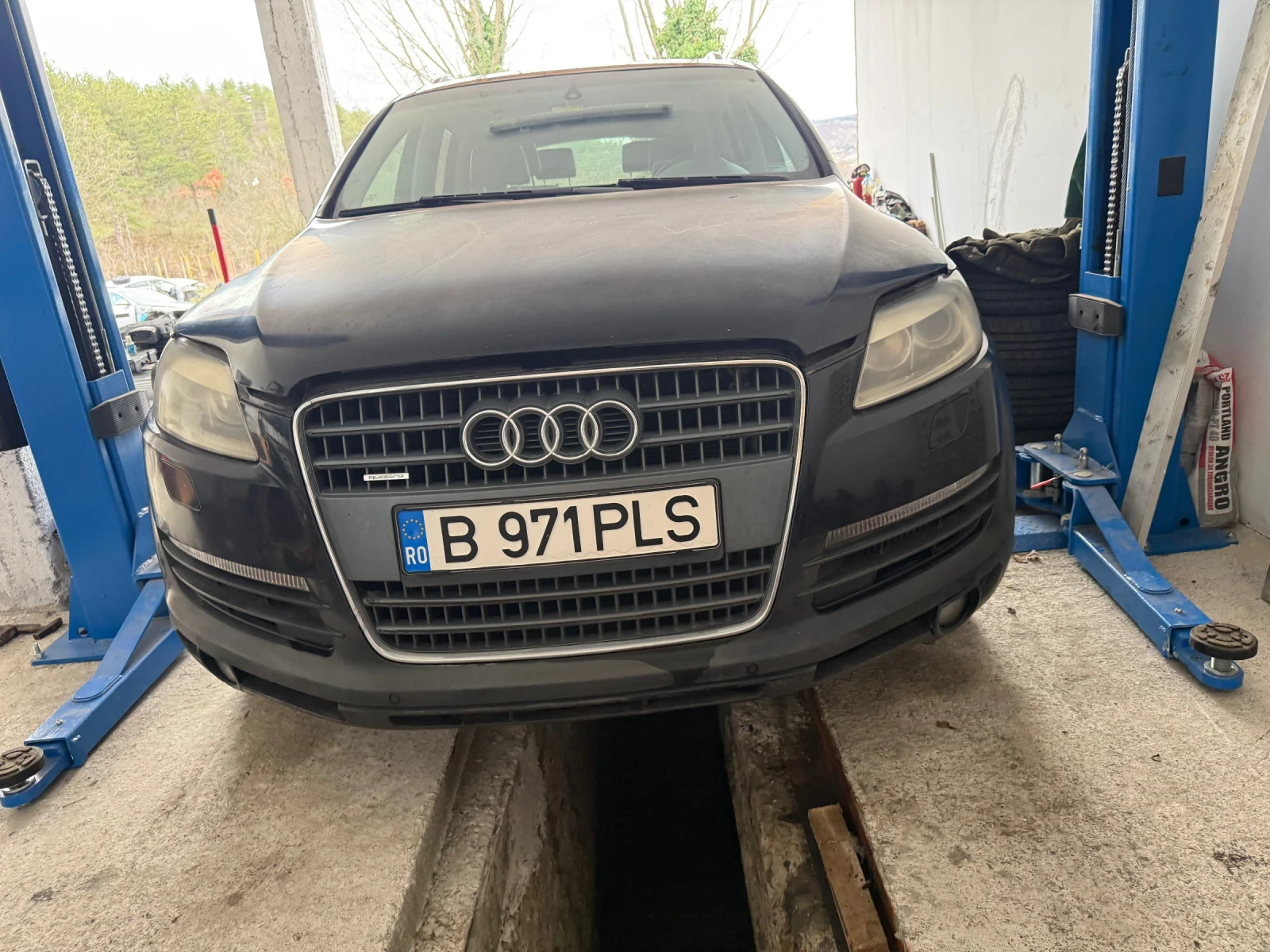 Audi Q7 НА ЧАСТИ 3.0d, снимка 2 - Автомобили и джипове - 54072465