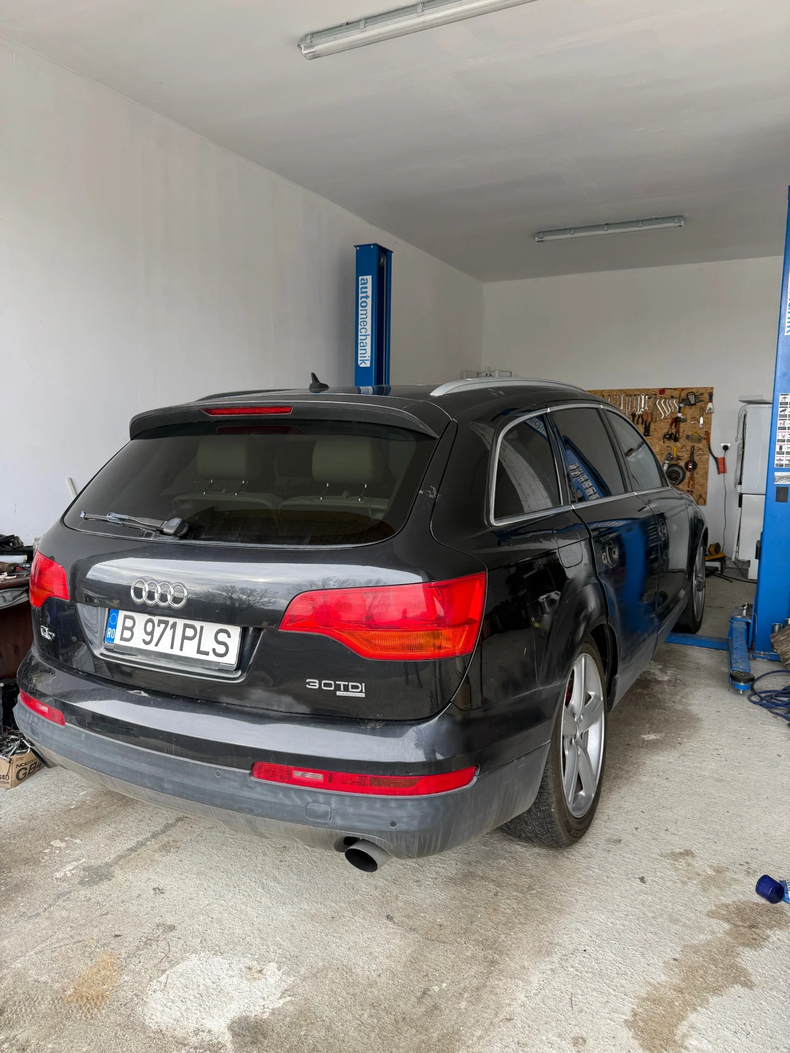 Audi Q7 НА ЧАСТИ 3.0d, снимка 5 - Автомобили и джипове - 54072465