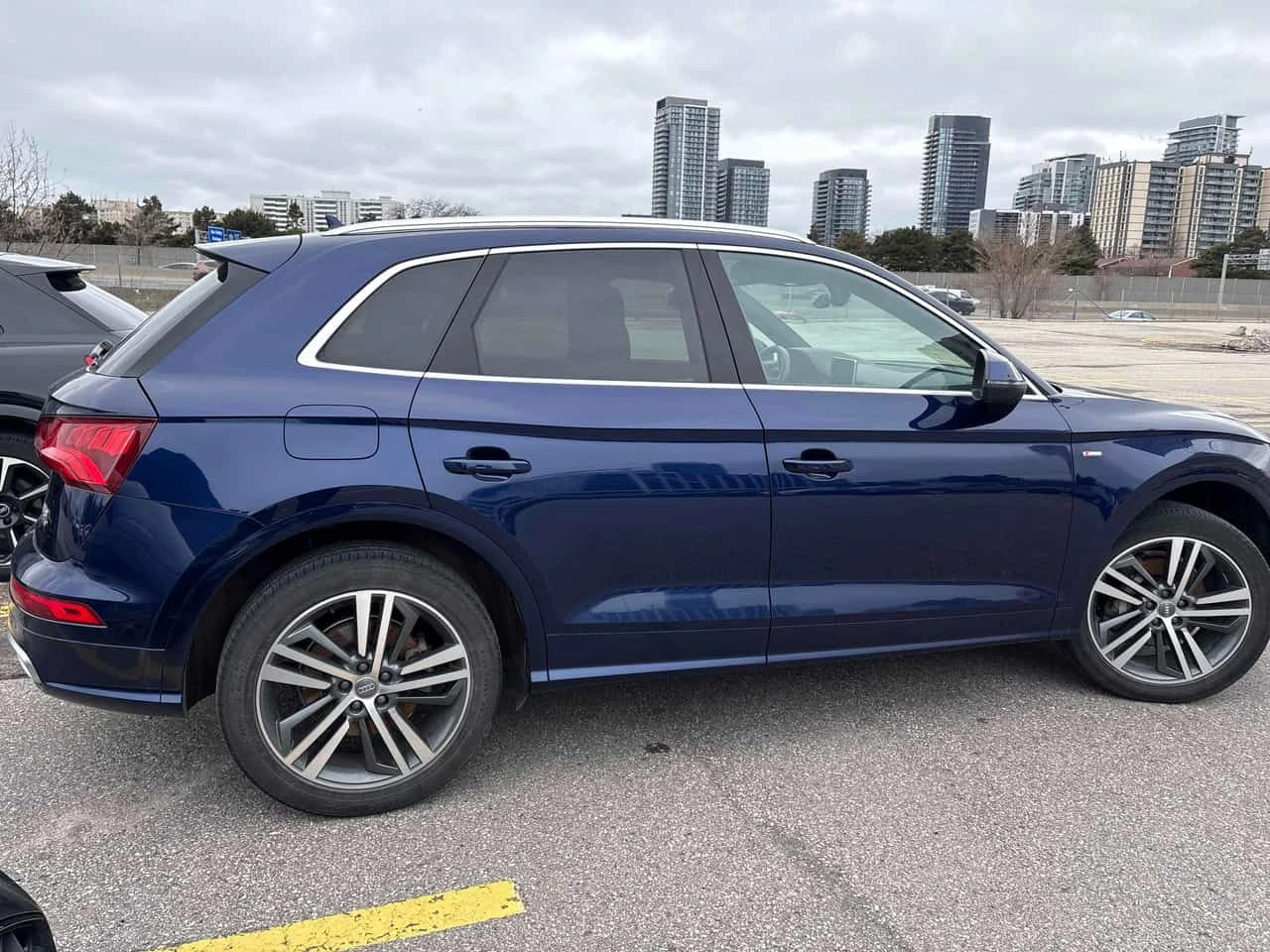 Audi Q5  Progressiv /CAMERA/ПОДГРЕВИ, снимка 3 - Автомобили и джипове - 54167507