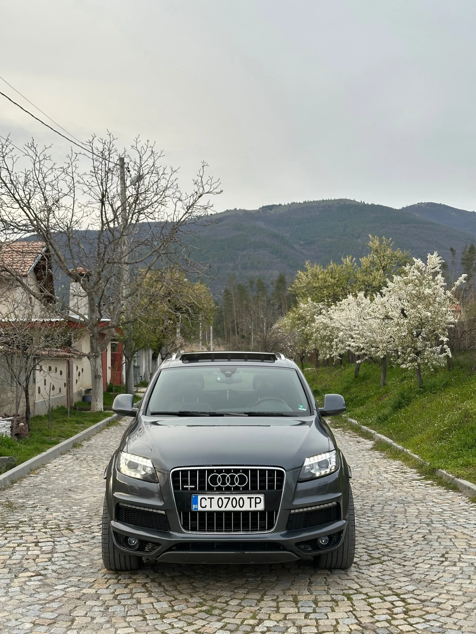 Audi Q7 4.2* lane-assist DISTRONIC, снимка 8 - Автомобили и джипове - 54272543