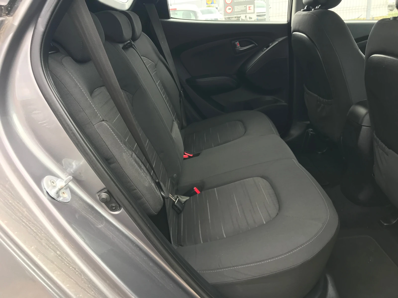 Hyundai IX35 1.7d.-6ck.face, снимка 12 - Автомобили и джипове - 54362292