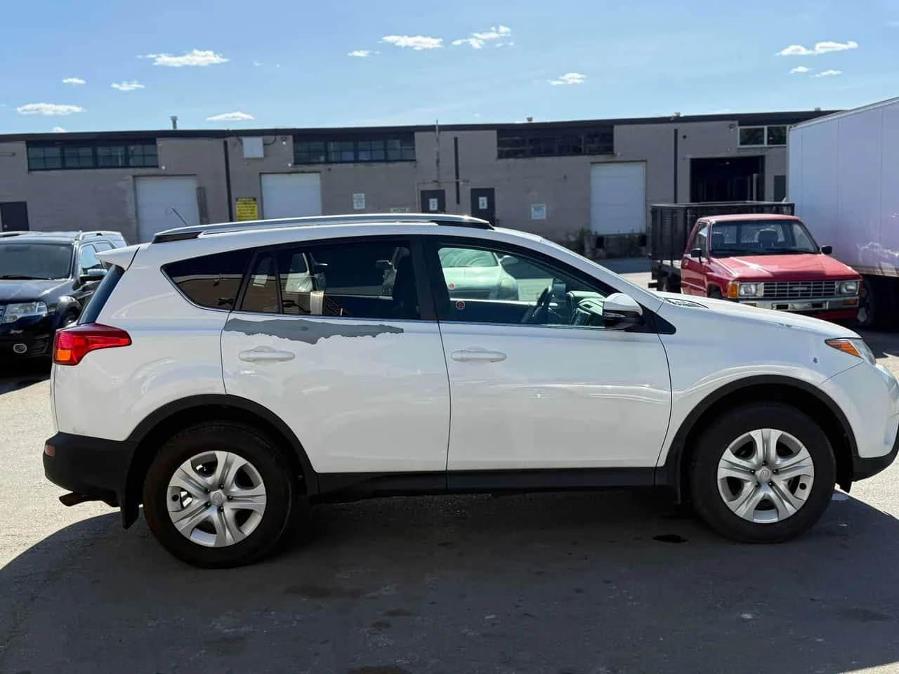 Toyota Rav4 * LE * CARFAX * 2 КЛЮЧА * KEYLESS * ПОДГРЕВ, снимка 3 - Автомобили и джипове - 54831970