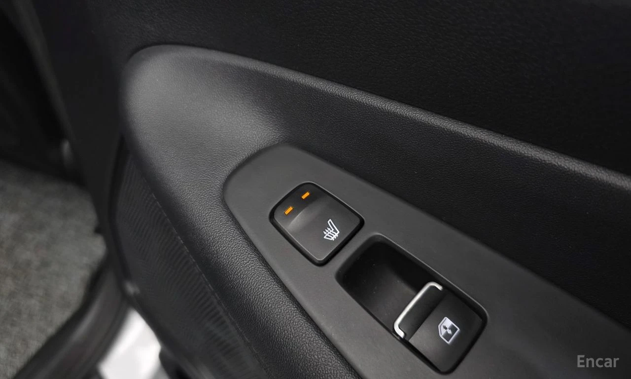 Hyundai Santa fe 2.2D Prestige 4x4* DISTRONIC* ПОДГРЕВ* ОБДУХВАНЕ* , снимка 16 - Автомобили и джипове - 54870850