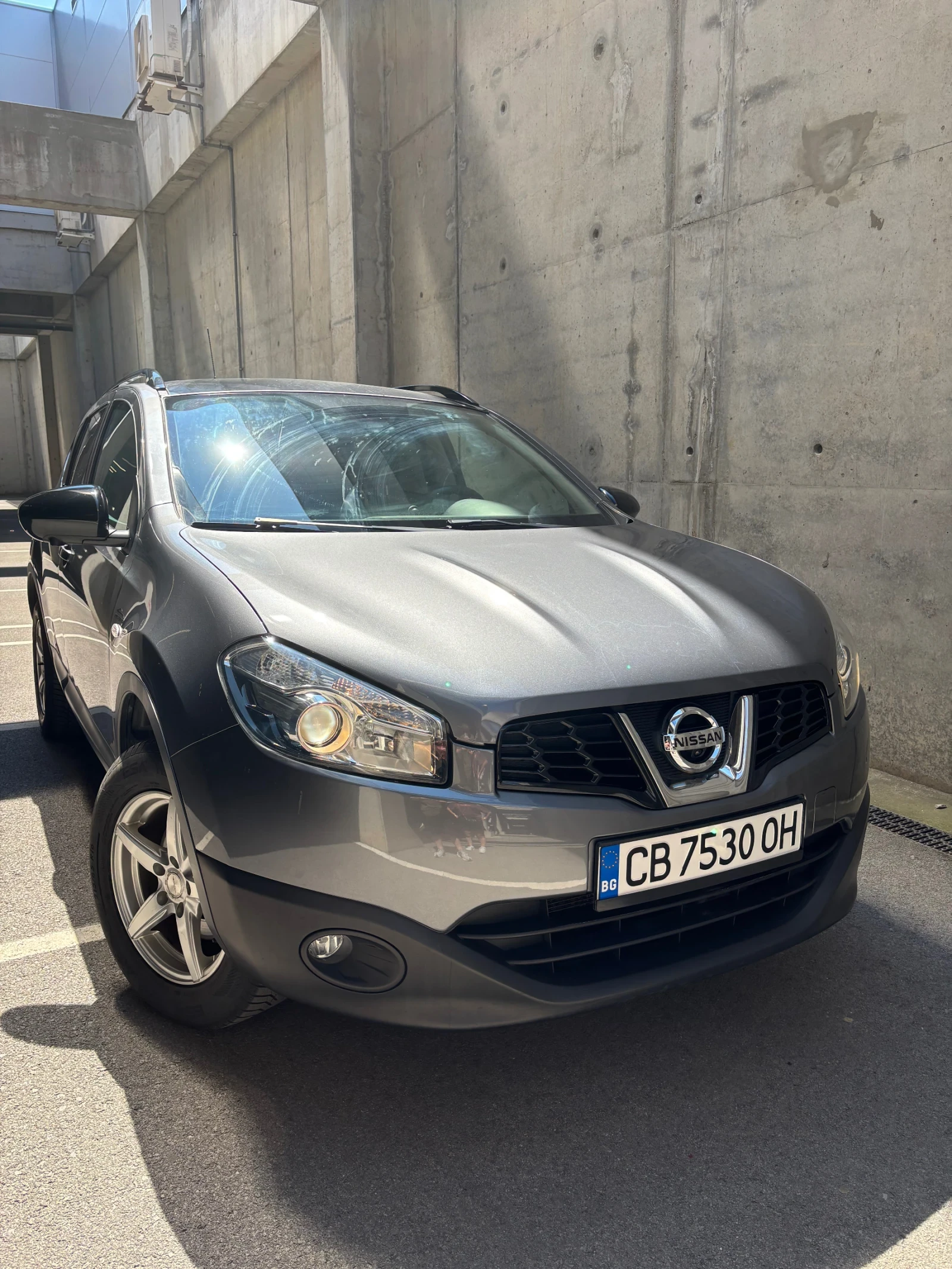 Nissan Qashqai 2.0i 4х4 Швейцария, снимка 2 - Автомобили и джипове - 55204108