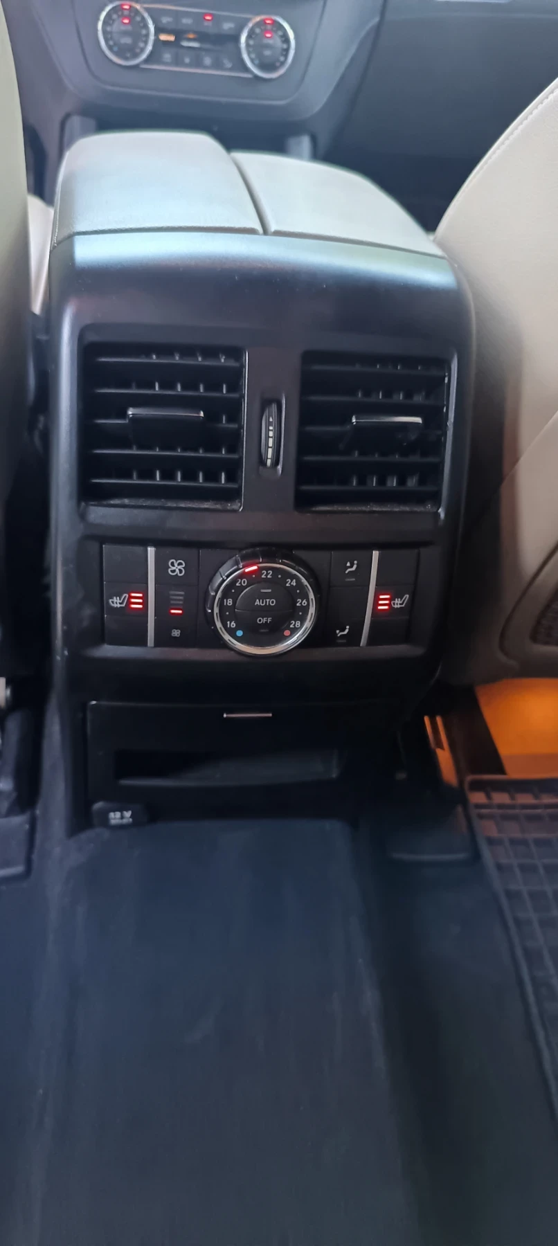 Mercedes-Benz ML 350, снимка 11 - Автомобили и джипове - 55584960