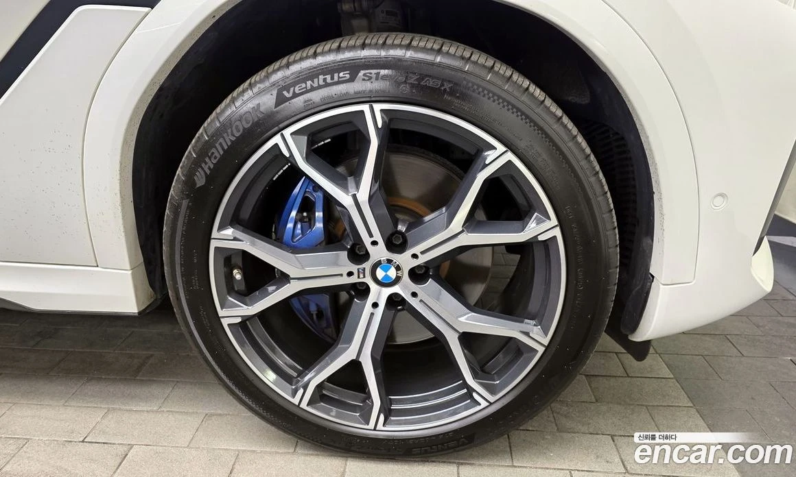 BMW X6 xDrive40i M Sport, снимка 5 - Автомобили и джипове - 55668921