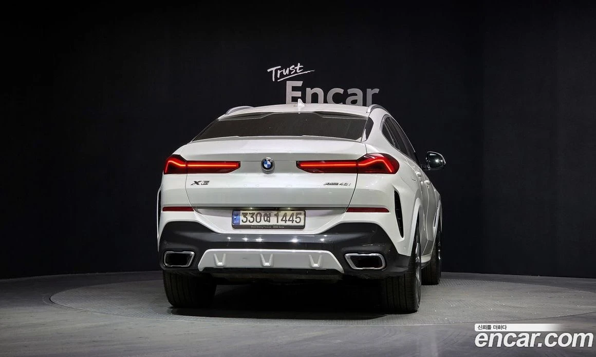 BMW X6 xDrive40i M Sport, снимка 4 - Автомобили и джипове - 55668921
