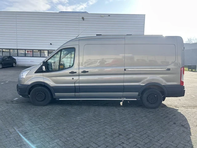 Ford Transit 2.2 TDCI L2H2 AMBIENTE, снимка 3 - Бусове и автобуси - 53397726