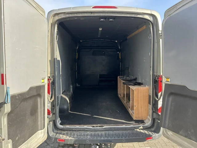 Ford Transit 2.2 TDCI L2H2 AMBIENTE, снимка 13 - Бусове и автобуси - 53397726