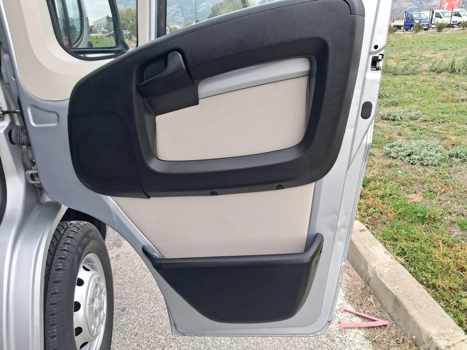 Peugeot Boxer 2.2      | Mobile.bg   12