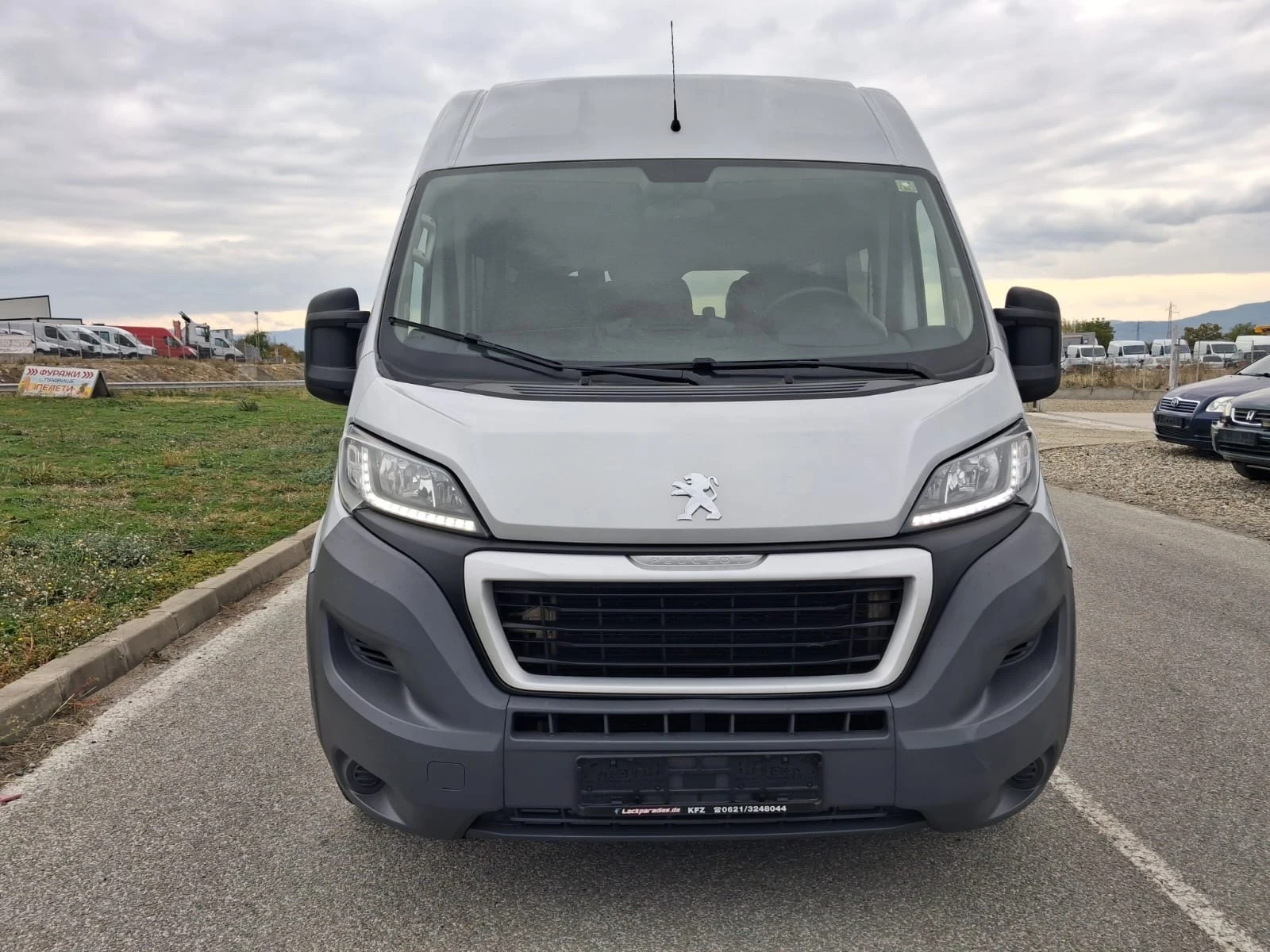 Peugeot Boxer 2.2 нави климатроник фул екстри топ - изображение 2