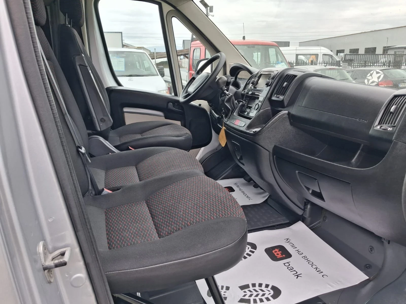 Peugeot Boxer 2.2 нави климатроник фул екстри топ - изображение 10