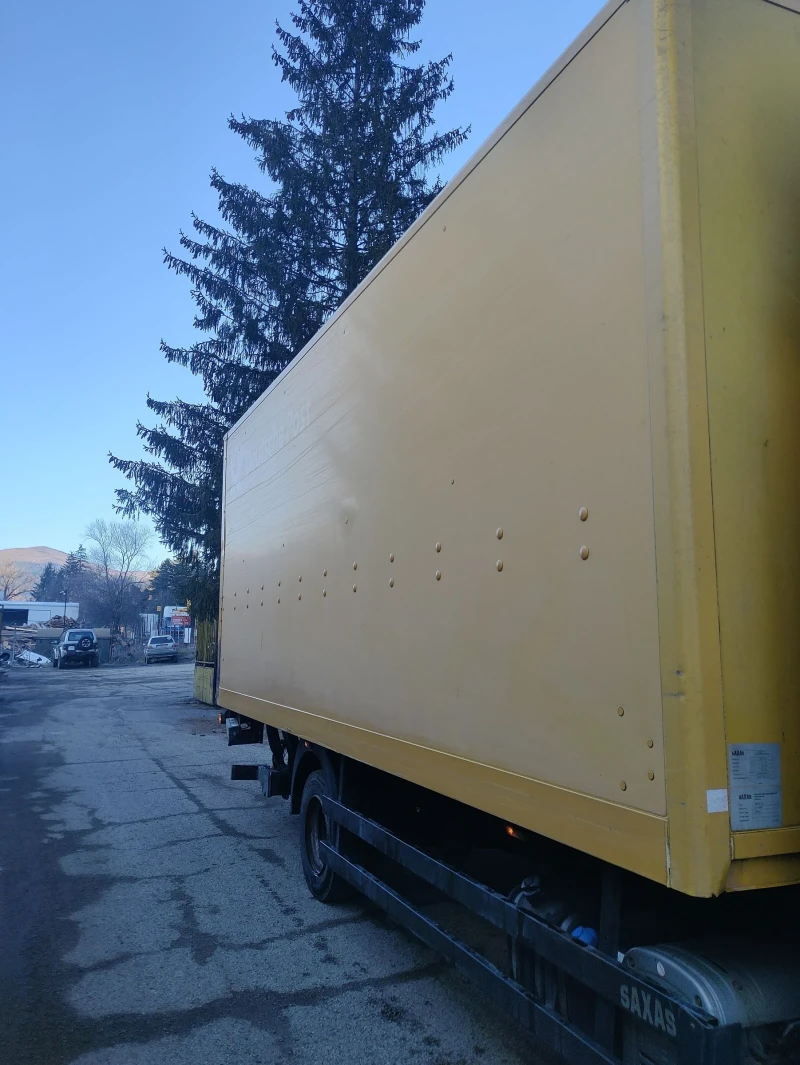 Mercedes-Benz Atego Фургон с падащ борд 6.20 дълаг, снимка 1 - Камиони - 48866751