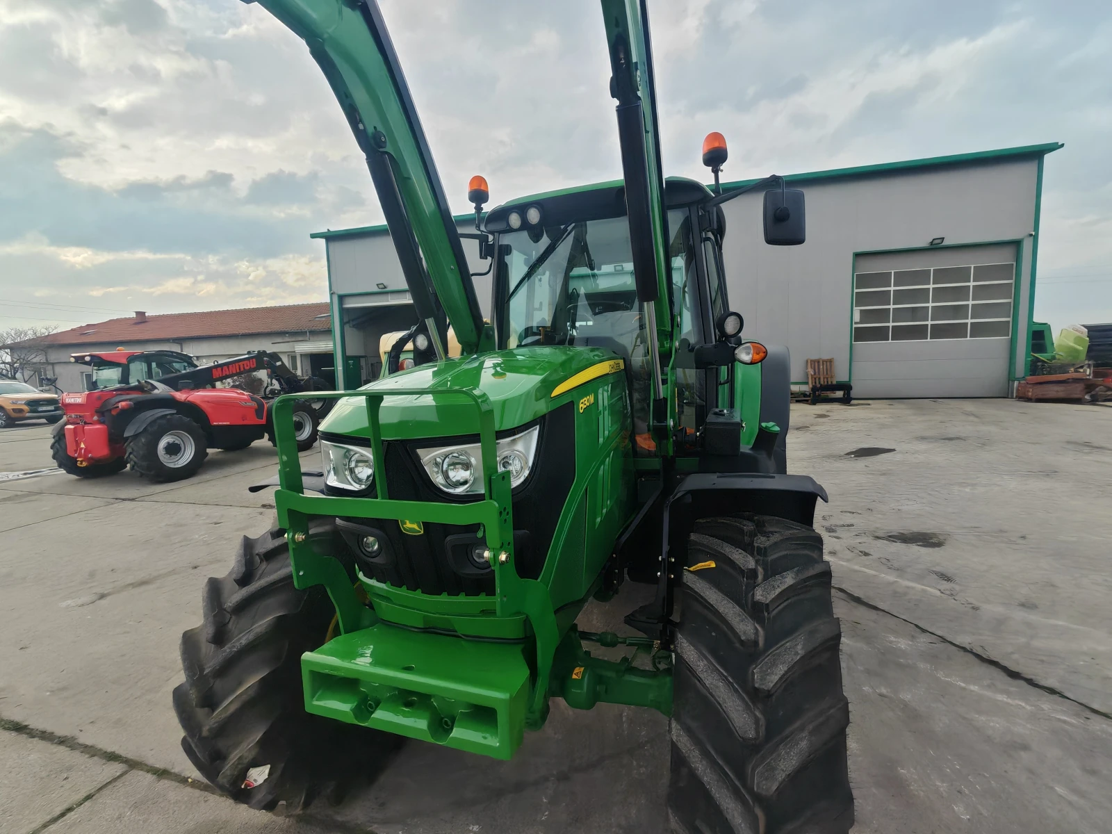 Трактор John Deere 6130M лизинг с първоначална вноска 20 %, снимка 11 - Селскостопанска техника - 54005482