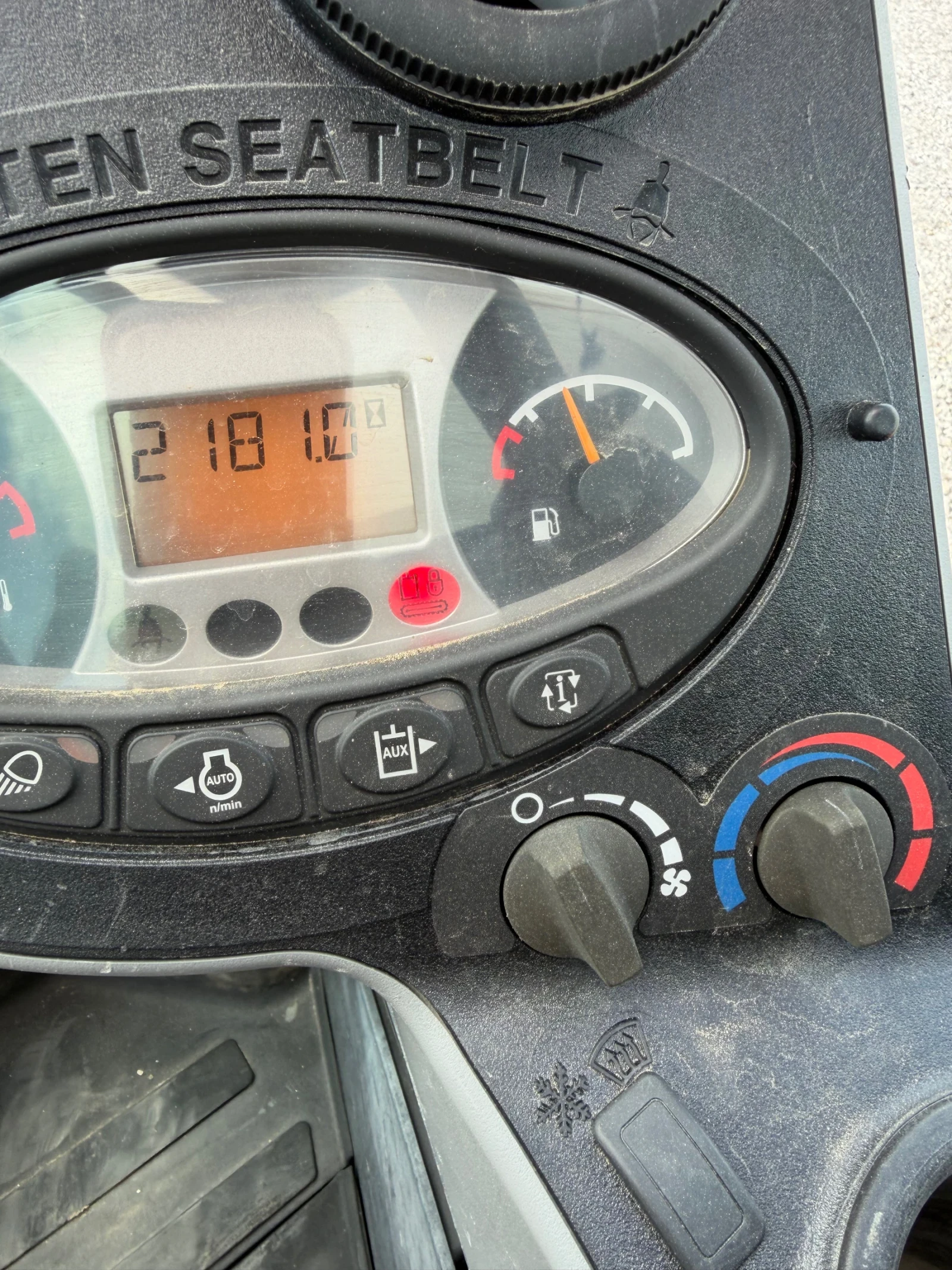 Багер DOOSAN DX27Z, снимка 10 - Индустриална техника - 54623500