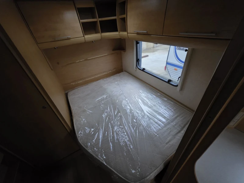 Каравана Bailey, снимка 11 - Каравани и кемпери - 52642038