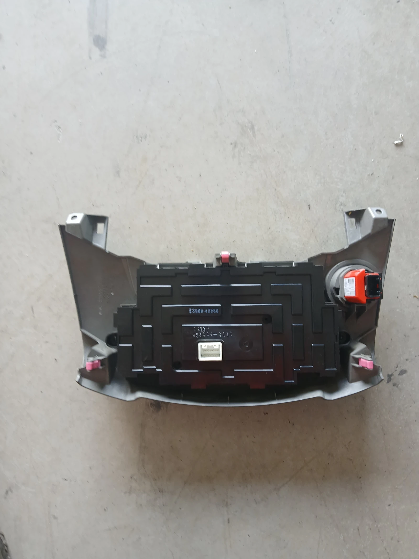 55900-42250 климатроник Toyota Rav4 2010 , снимка 2 - Части - 54853596