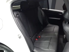BMW 118 D Sports 5-Door, снимка 12