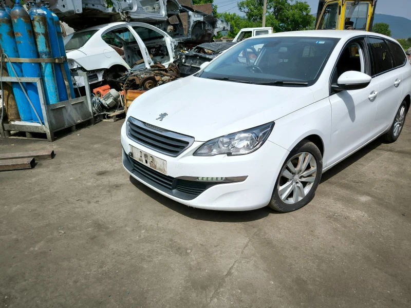 Peugeot 308 1.6 Blue HDI, снимка 2 - Автомобили и джипове - 39858189